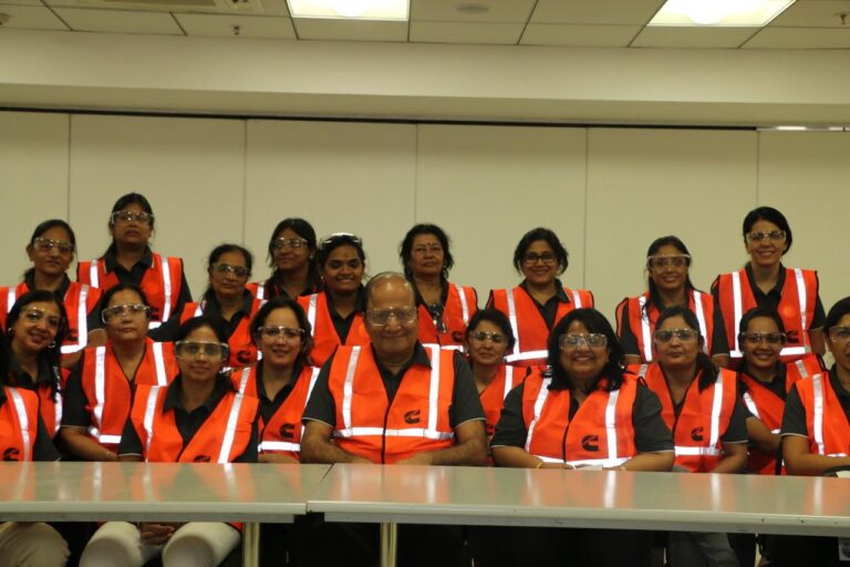 Millennium Mams' :: Cummins, Factory Visit